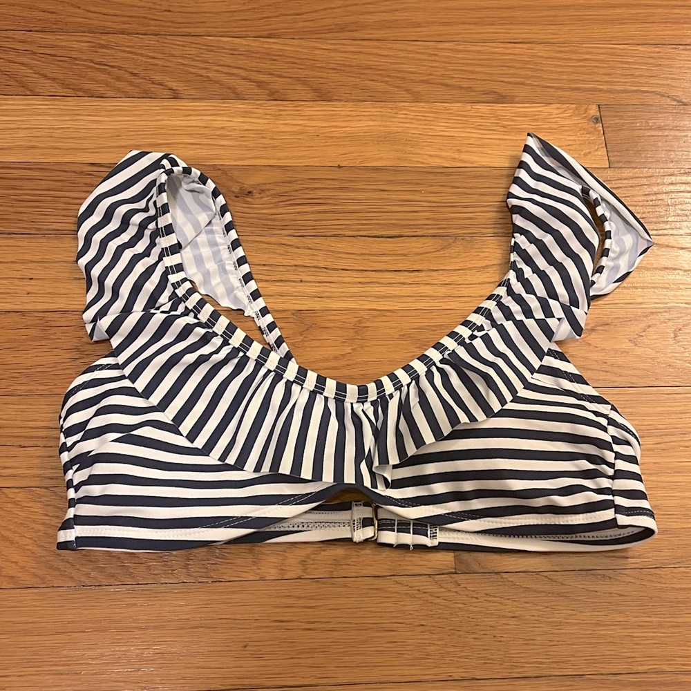 Vineyard Vines by Target bikini top 👙